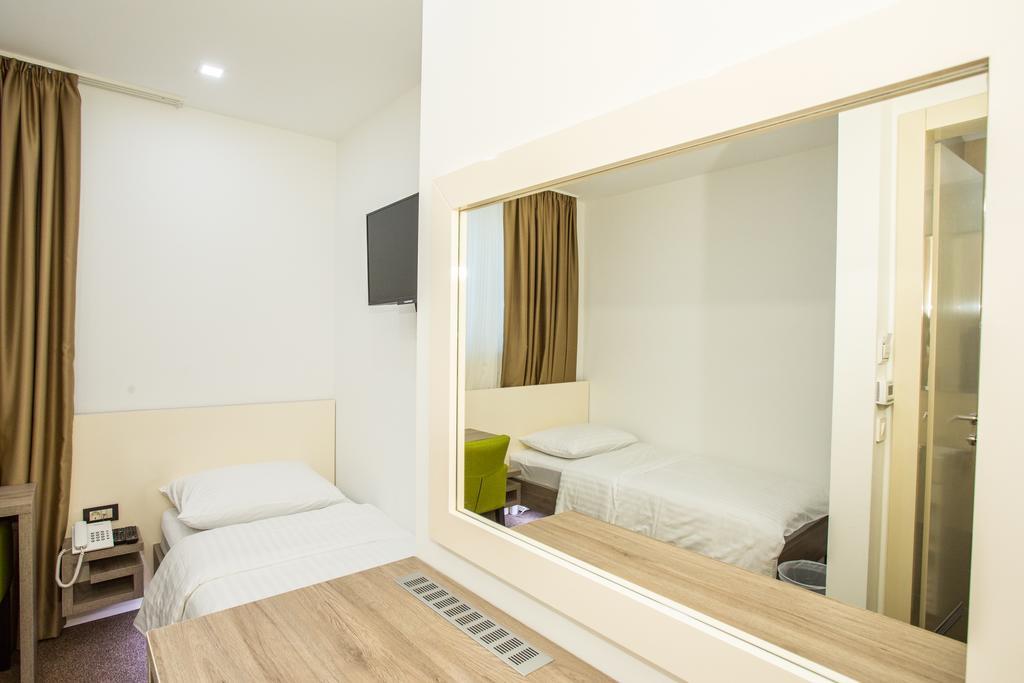 Hotel National Zagreb Bilik gambar