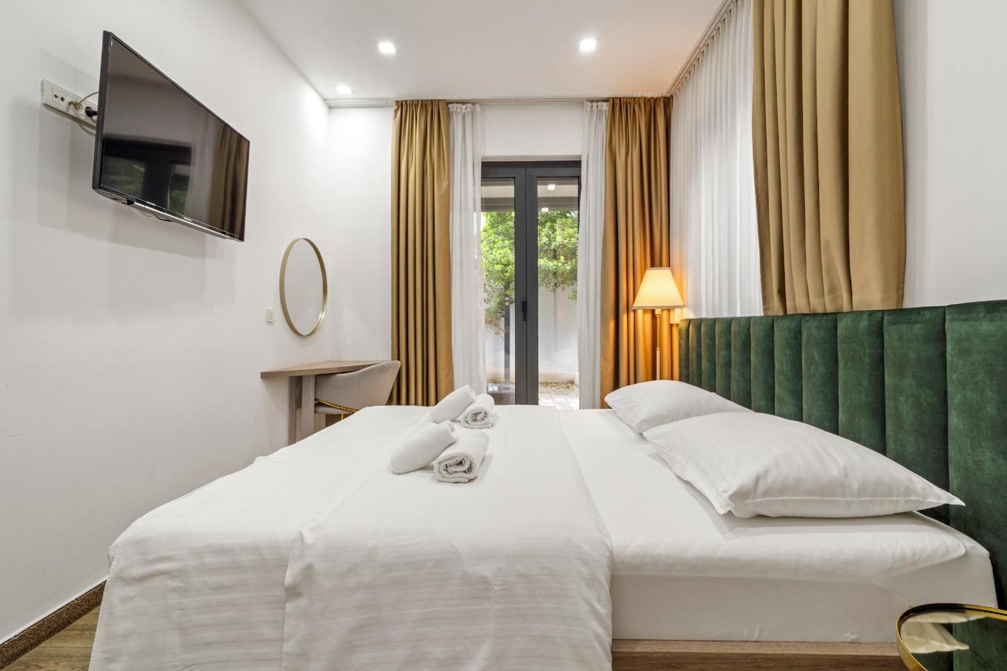 Hotel National Zagreb Luaran gambar